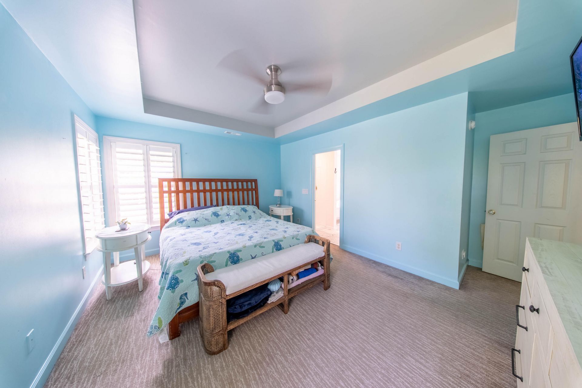 359 Kingston Lane Photo 12