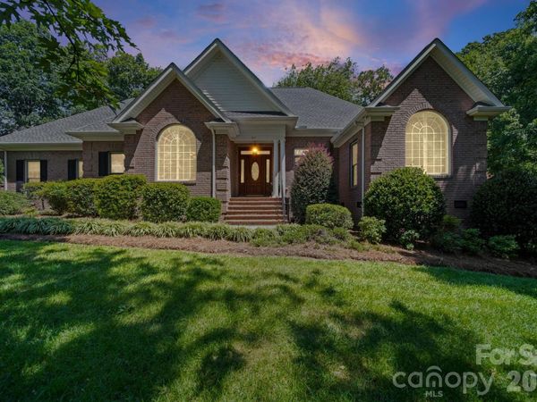 417 Crooked Oak Drive , Oakboro, NC 28129