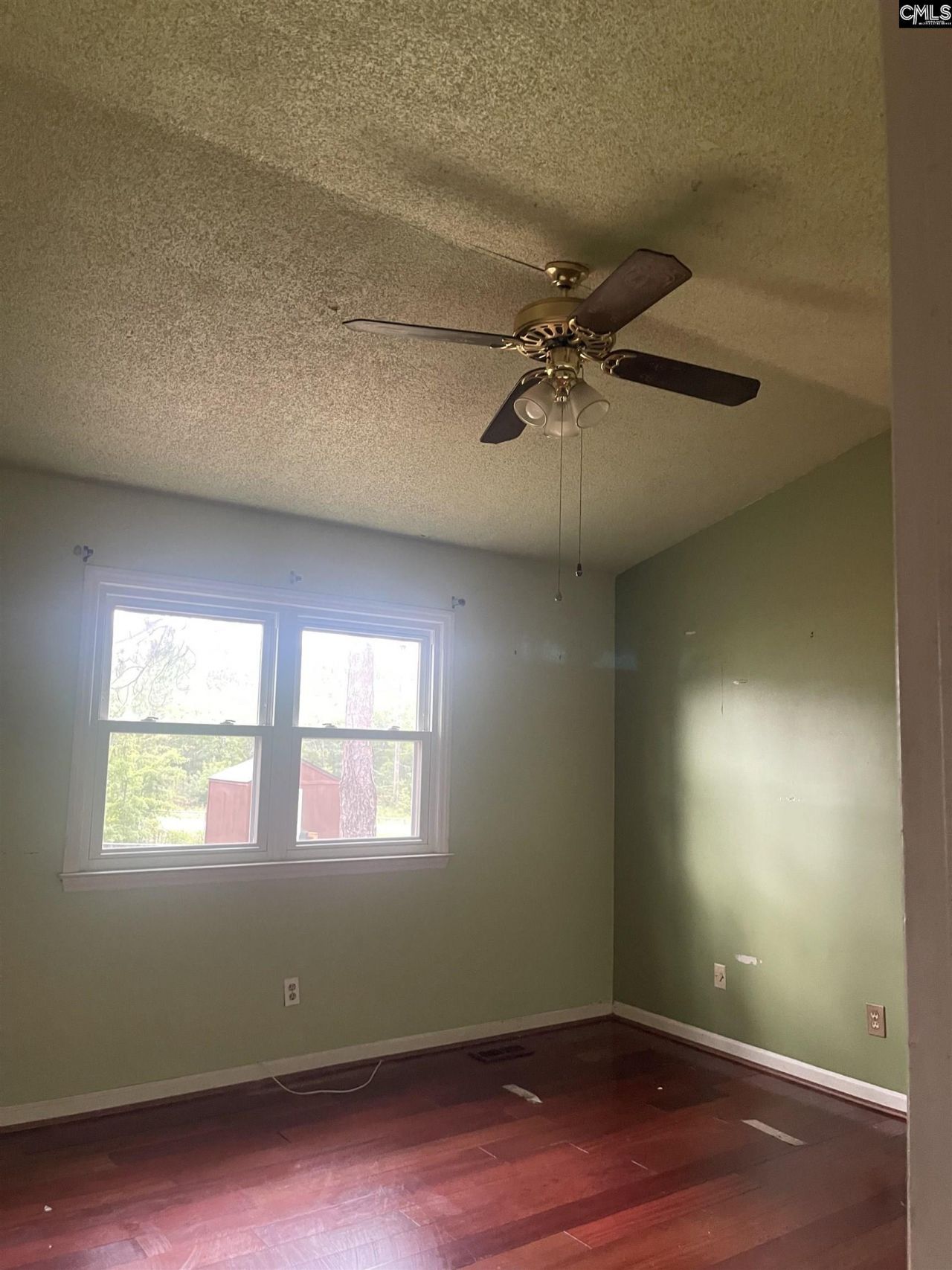 340 Thornridge Road  Photo 26