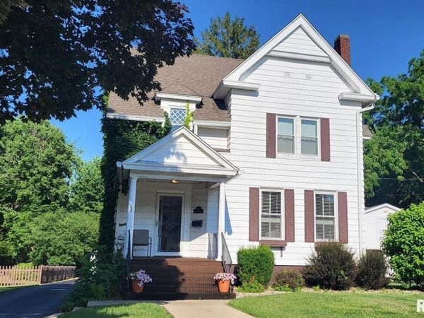 1563 N BROAD Street, Galesburg, IL 61401