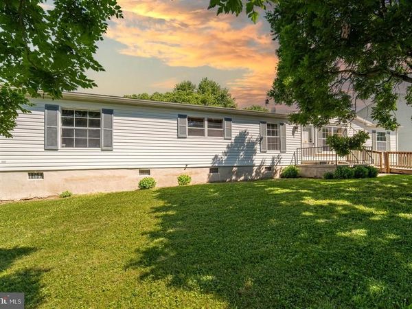 328 CHESTNUT STREET , BAINBRIDGE, PA 17502