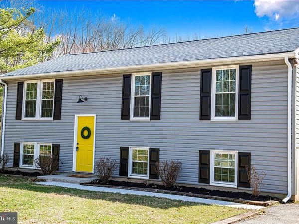 1811 CAPE MAY ROAD , ESSEX, MD 21221