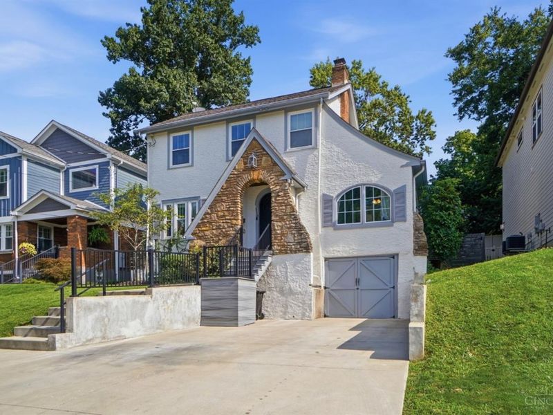 3110 Kinmont Street, Cincinnati, OH 45208 Photo 3