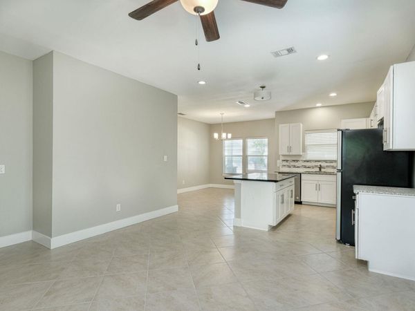 615 Spring ST, Unit 3, Round Rock, TX 78664