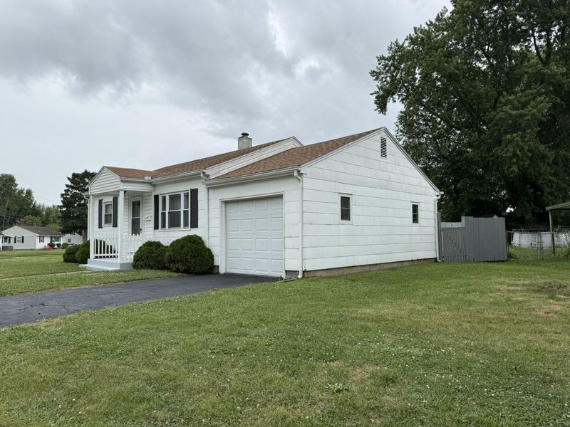 2818 Morton Drive, Springfield, OH 45505 Photo 3