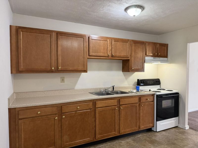 2818 Morton Drive, Springfield, OH 45505 Photo 7