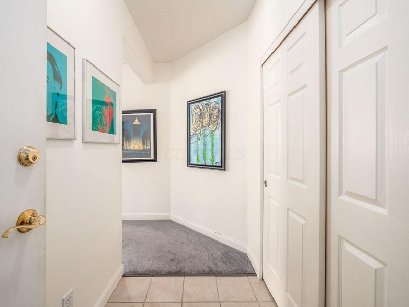 2245 Riverside Drive, Unit 202, Columbus, OH 43221 Photo 2