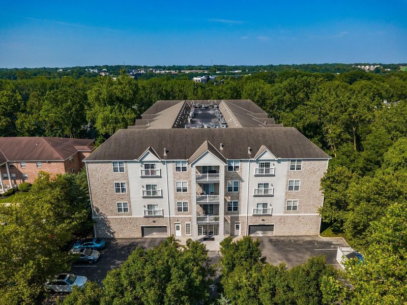 2245 Riverside Drive, Unit 202, Columbus, OH 43221 Photo 34