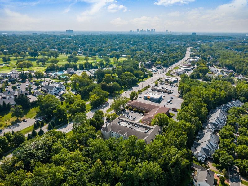 2245 Riverside Drive, Unit 202, Columbus, OH 43221 Photo 46