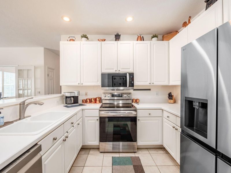 2245 Riverside Drive, Unit 202, Columbus, OH 43221 Photo 6