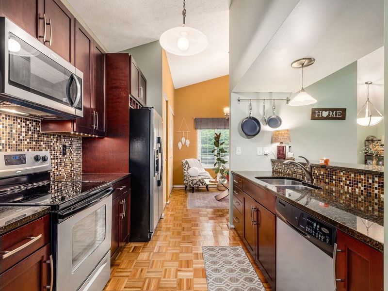 3872 Ramblehurst Road, Columbus, OH 43221 Photo 12