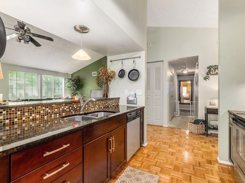 3872 Ramblehurst Road, Columbus, OH 43221 Photo 14