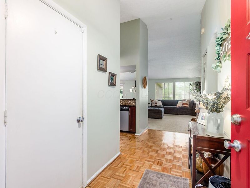 3872 Ramblehurst Road, Columbus, OH 43221 Photo 7