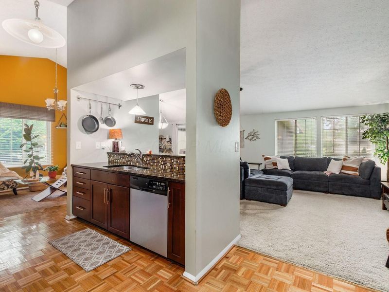 3872 Ramblehurst Road, Columbus, OH 43221 Photo 9
