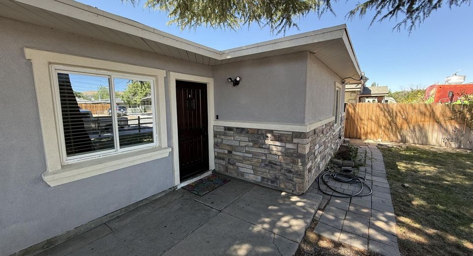 1490 E 10th Street, Reno, NV 89512 Photo