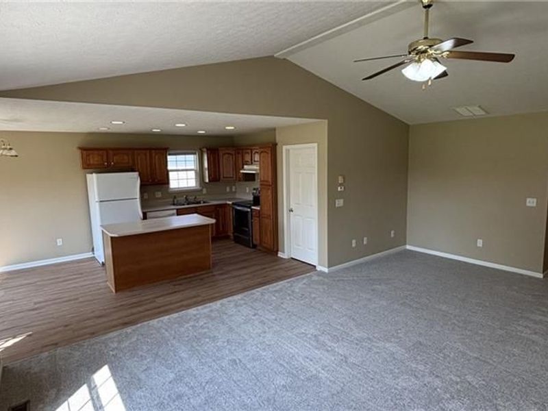 2712 Fieldbrook Court, Troy, OH 45373 Photo 3