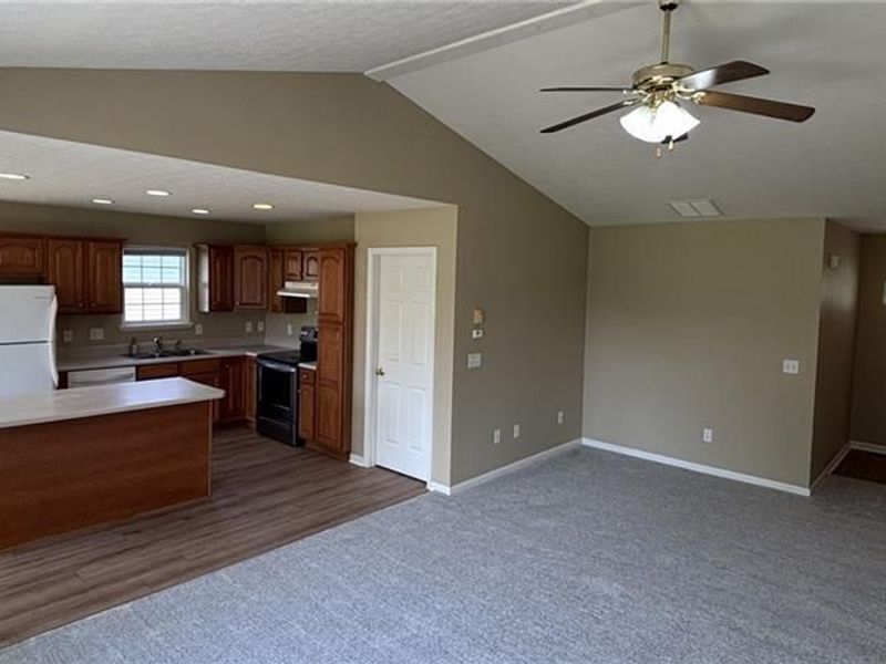 2712 Fieldbrook Court, Troy, OH 45373 Photo 9