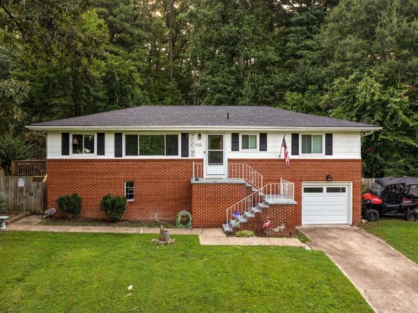 932 Marion Street , Rossville, GA 30741