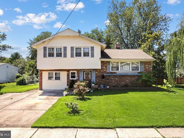 413 HOWARD ROAD , CHERRY HILL, NJ 08034