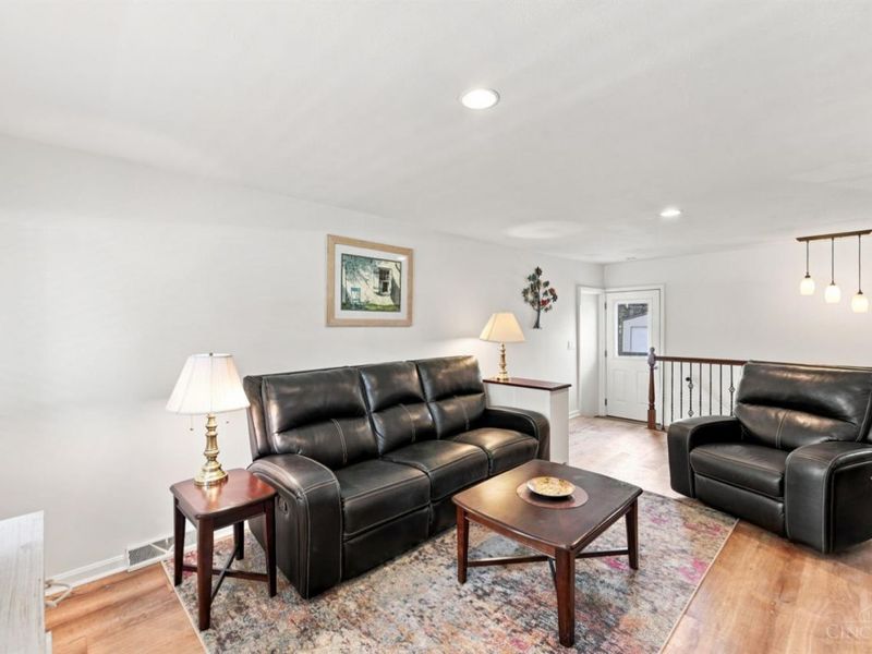 4631 Elmont Drive, Union Twp, OH 45245 Photo 6