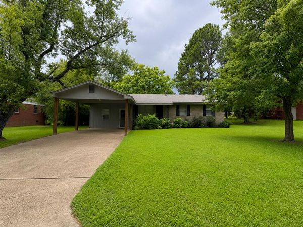 2419 Danny St., Tupelo, MS 38801