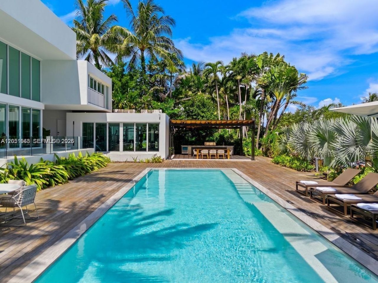 161 Cape Florida Drive , Key Biscayne, FL 33149 Photo