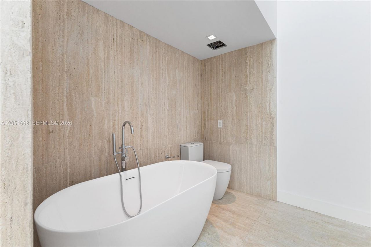 161 Cape Florida Drive , Key Biscayne, FL 33149 Photo