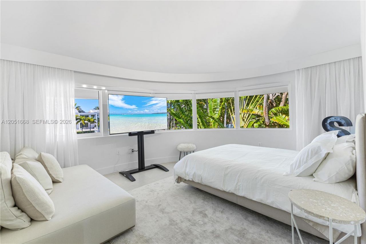 161 Cape Florida Drive , Key Biscayne, FL 33149 Photo