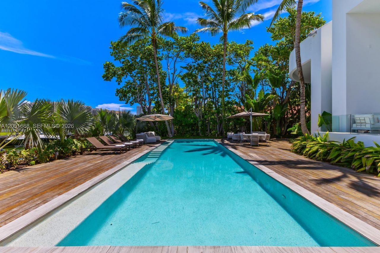 161 Cape Florida Drive , Key Biscayne, FL 33149 Photo