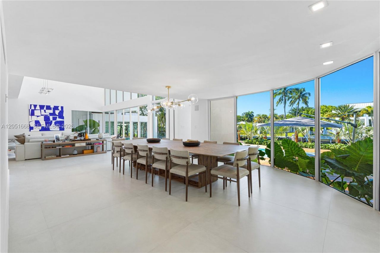 161 Cape Florida Drive , Key Biscayne, FL 33149 Photo
