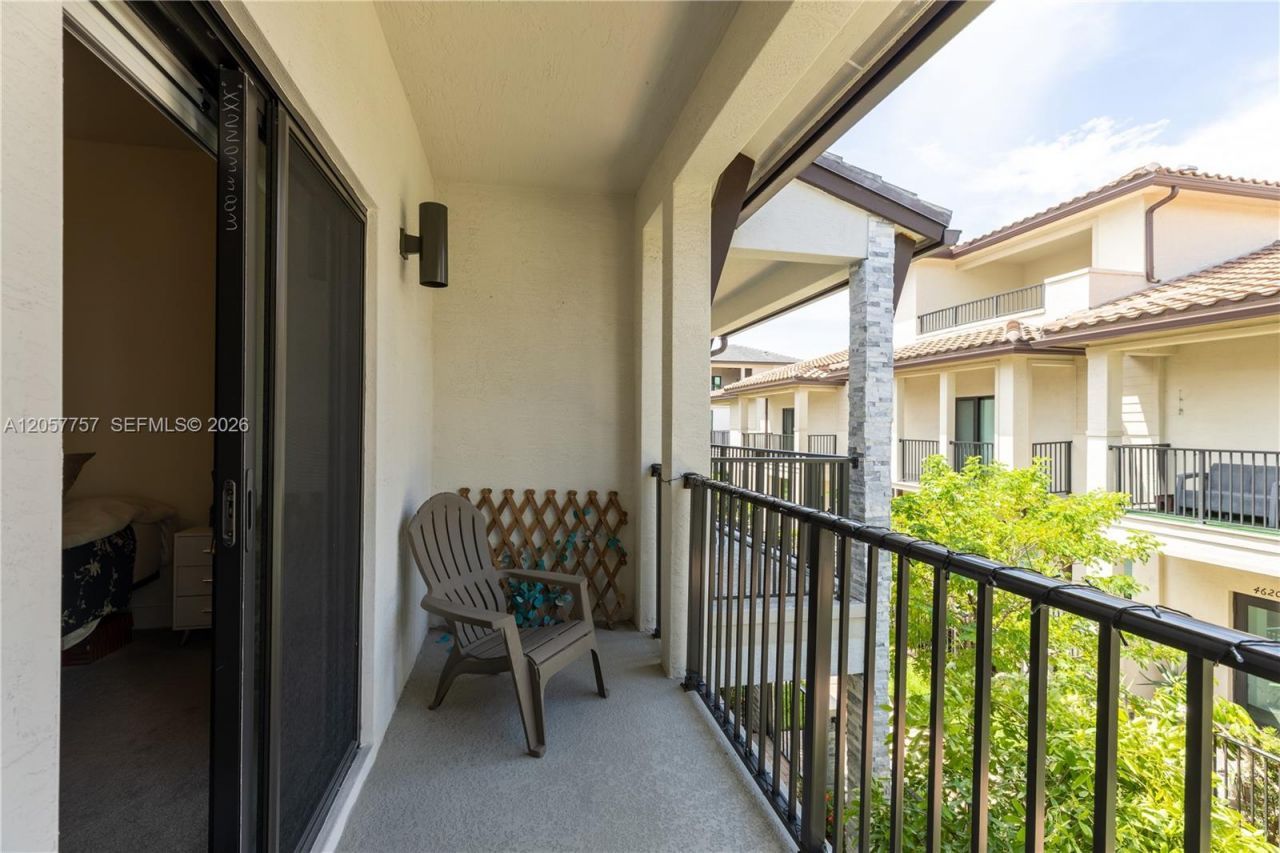 4623 NW 83rd Pkwy, Doral, FL 33166 Photo