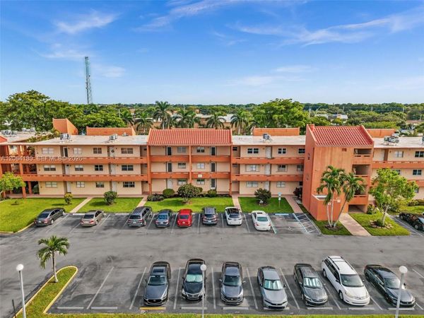 8852 W Mcnab Rd , Unit 203, Tamarac, FL 33321