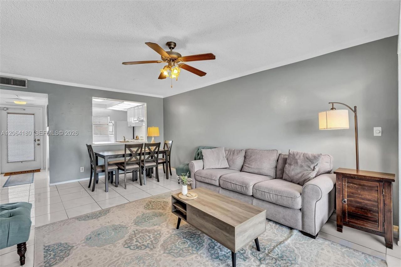 8852 W Mcnab Rd , Unit 203, Tamarac, FL 33321 Photo