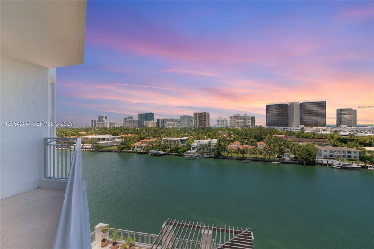 9751 E Bay Harbor Dr , Unit 8D, Bay Harbor Islands, FL 33154 Photo