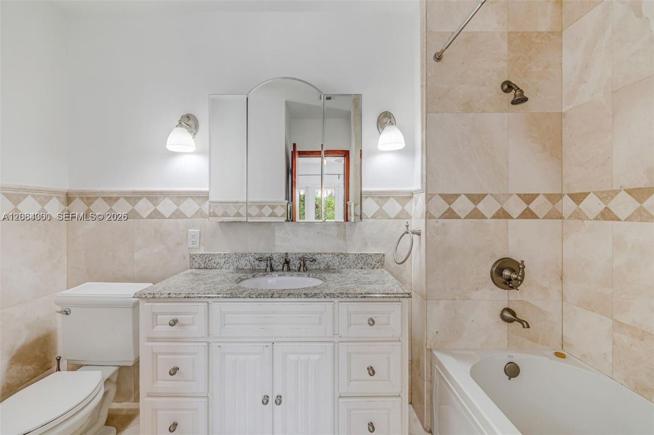 184 Paloma Drive, Coral Gables, FL 33143 Photo