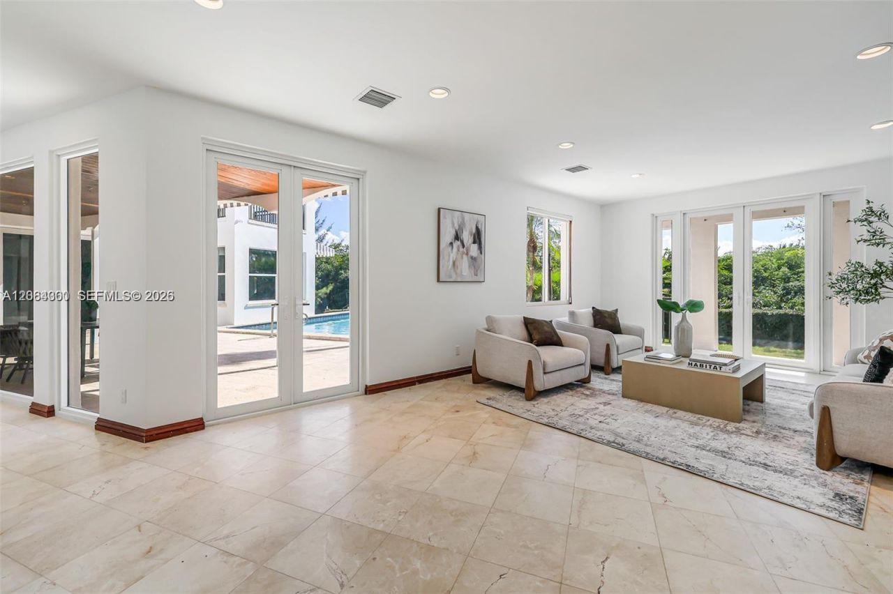 184 Paloma Drive, Coral Gables, FL 33143 Photo