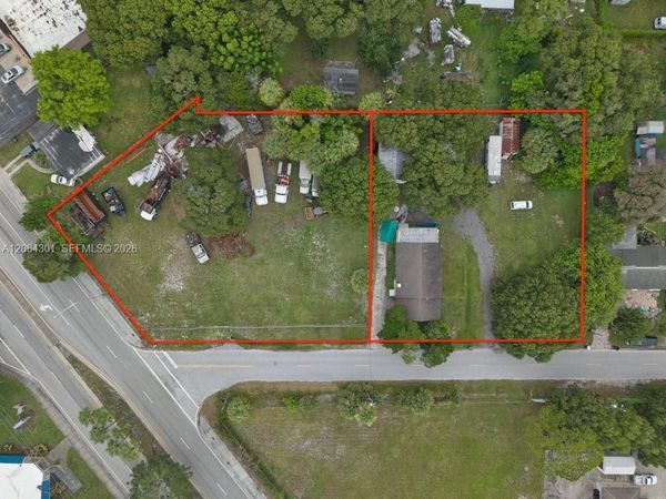 2108 Okeechobee Rd , Fort Pierce, FL 34950