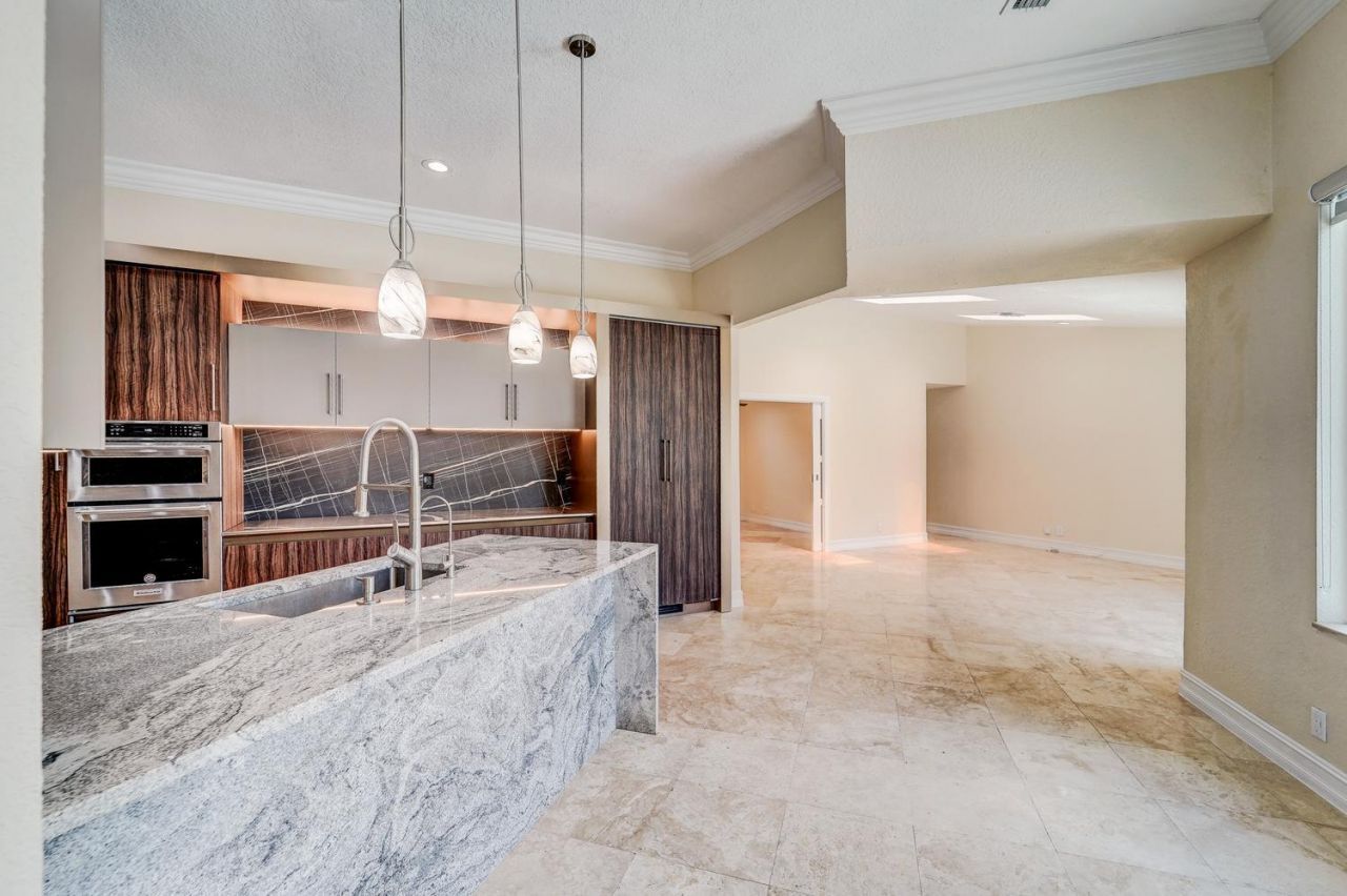 11999 Classic Drive, Coral Springs, FL 33071 Photo