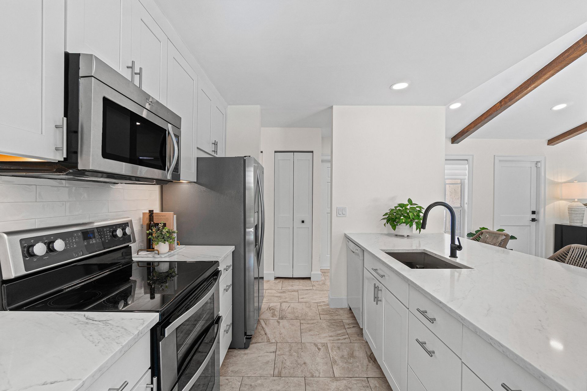 1401 Hummingbird Drive, Delray Beach, FL 33444 Photo