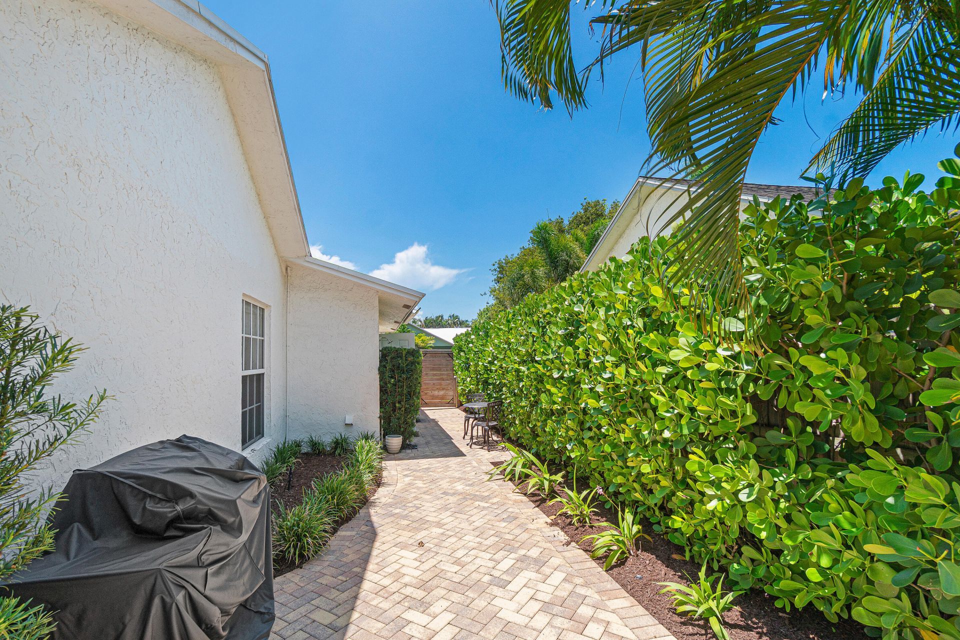 1401 Hummingbird Drive, Delray Beach, FL 33444 Photo