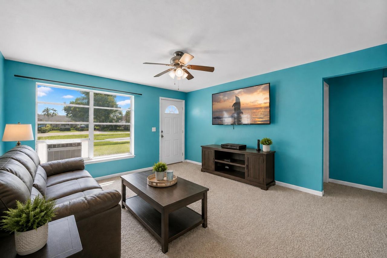 415 Fleming Avenue, Greenacres, FL 33463 Photo