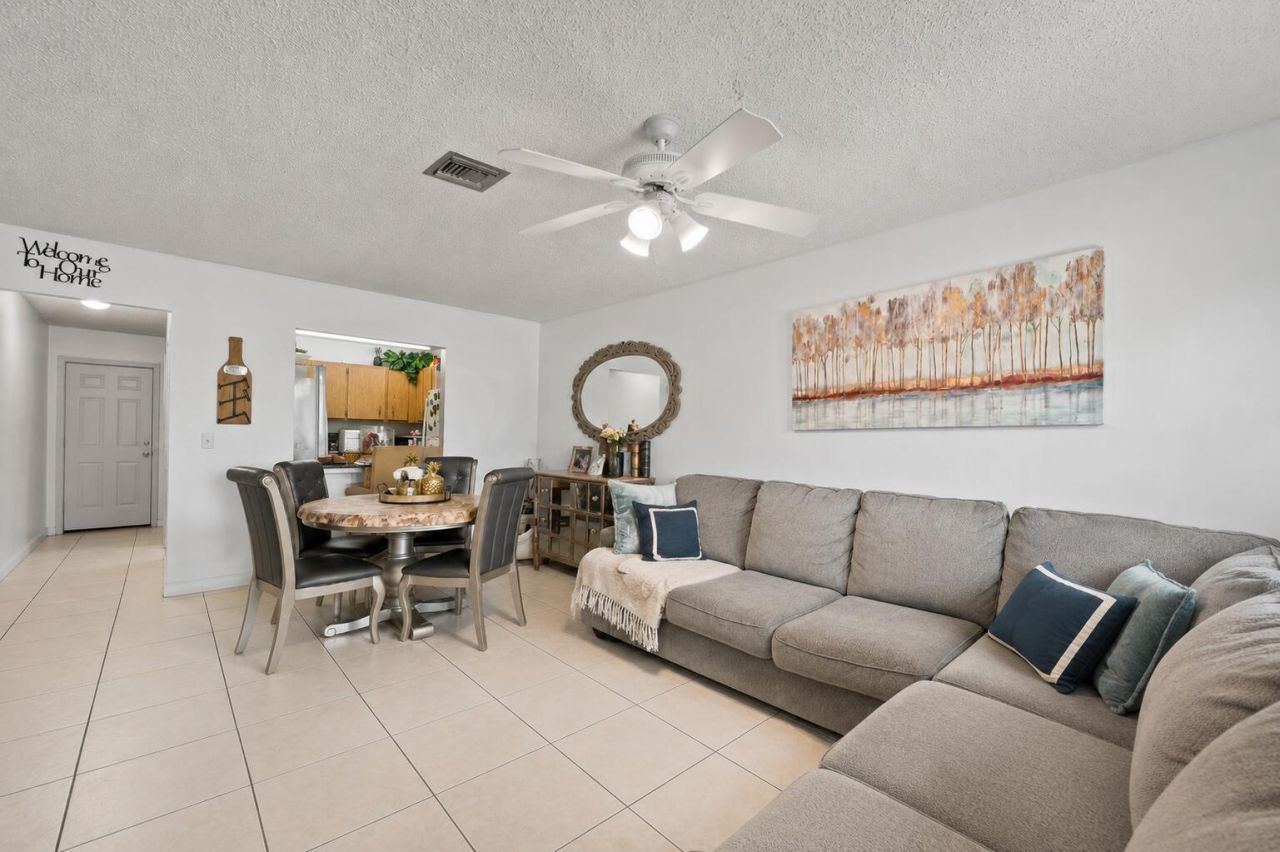 415 Fleming Avenue, Greenacres, FL 33463 Photo