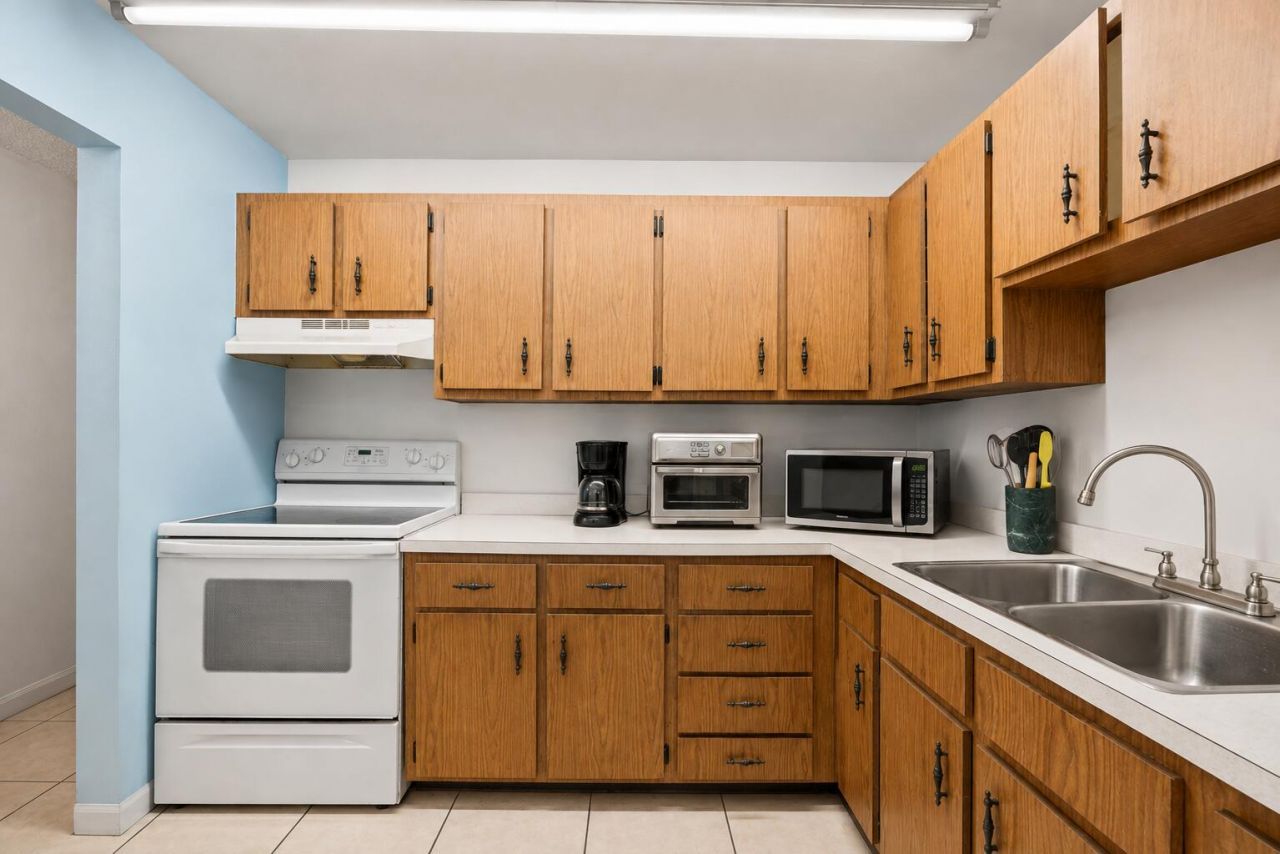 415 Fleming Avenue, Greenacres, FL 33463 Photo