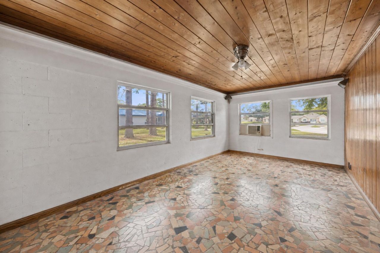 415 Fleming Avenue, Greenacres, FL 33463 Photo