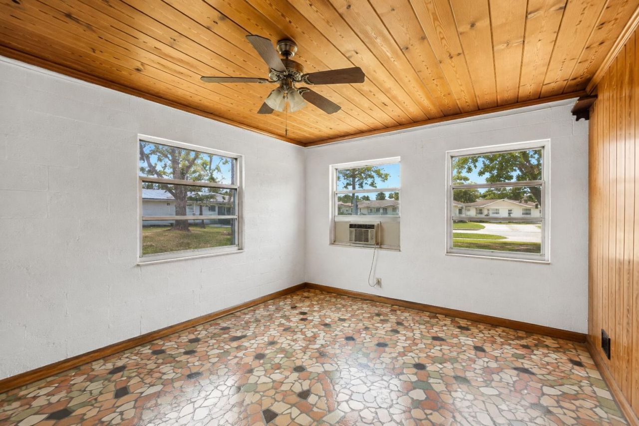 415 Fleming Avenue, Greenacres, FL 33463 Photo