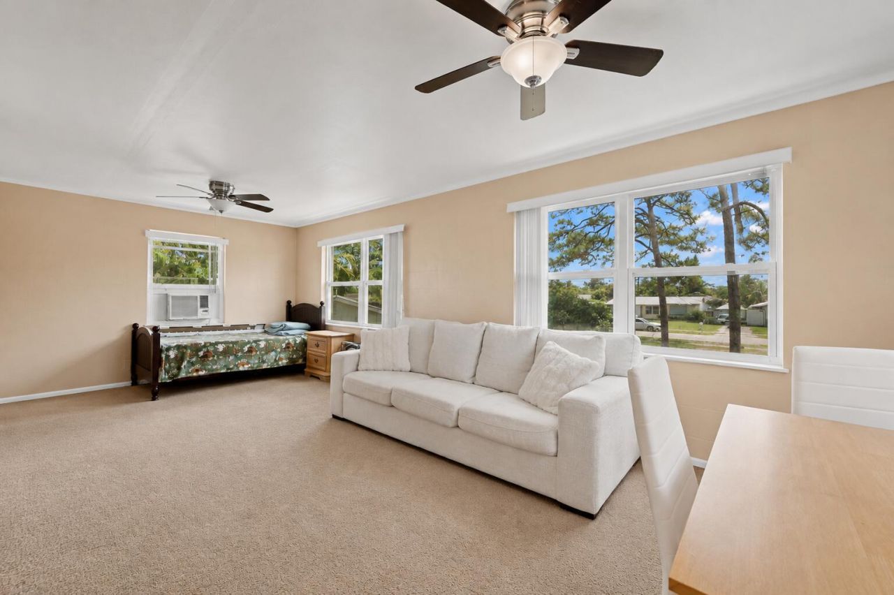 415 Fleming Avenue, Greenacres, FL 33463 Photo