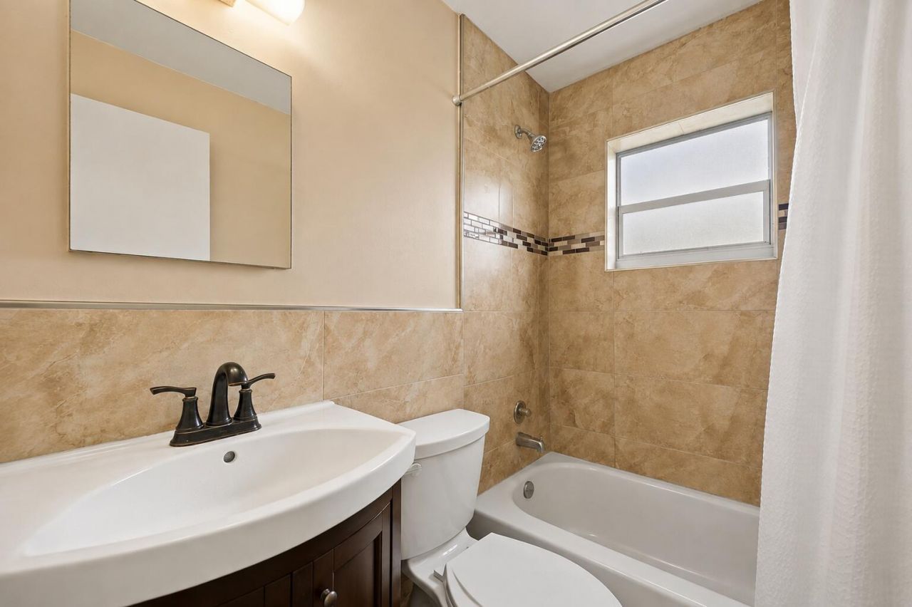 415 Fleming Avenue, Greenacres, FL 33463 Photo