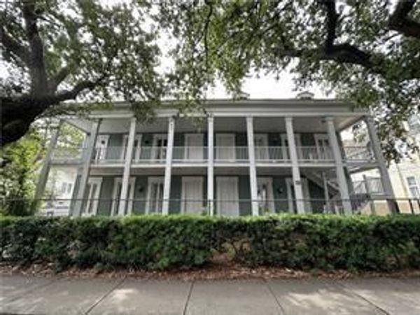 1032 FOURTH Street , Unit 4, New Orleans, LA 70130