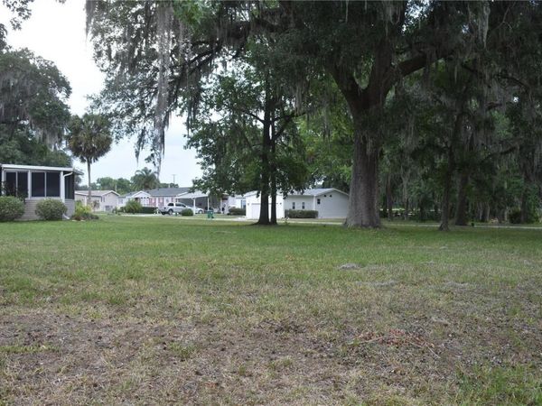 LOT 6 BLK D LEXINGTON CIRCLE , WILDWOOD, FL 34785