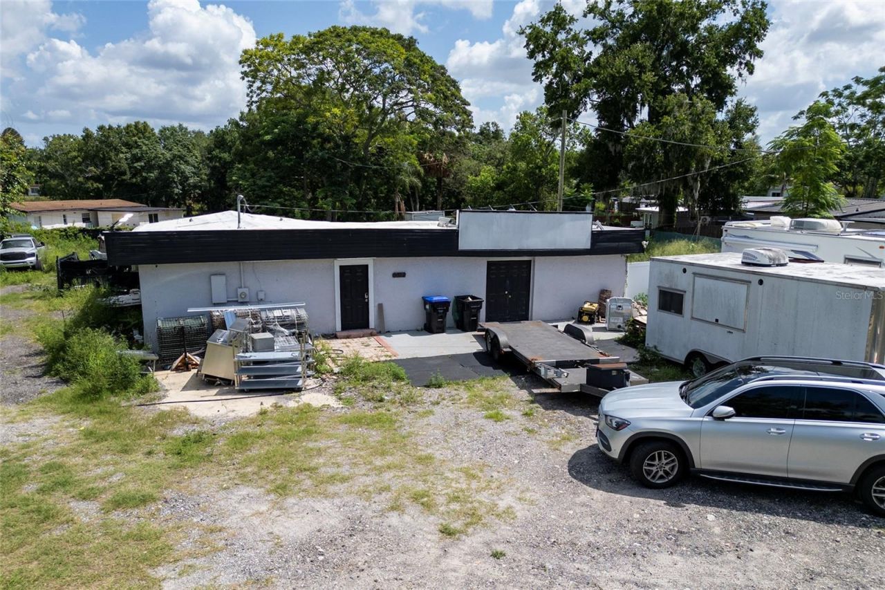 6011 Old Winter Garden Road, Orlando, FL 32835 Photo